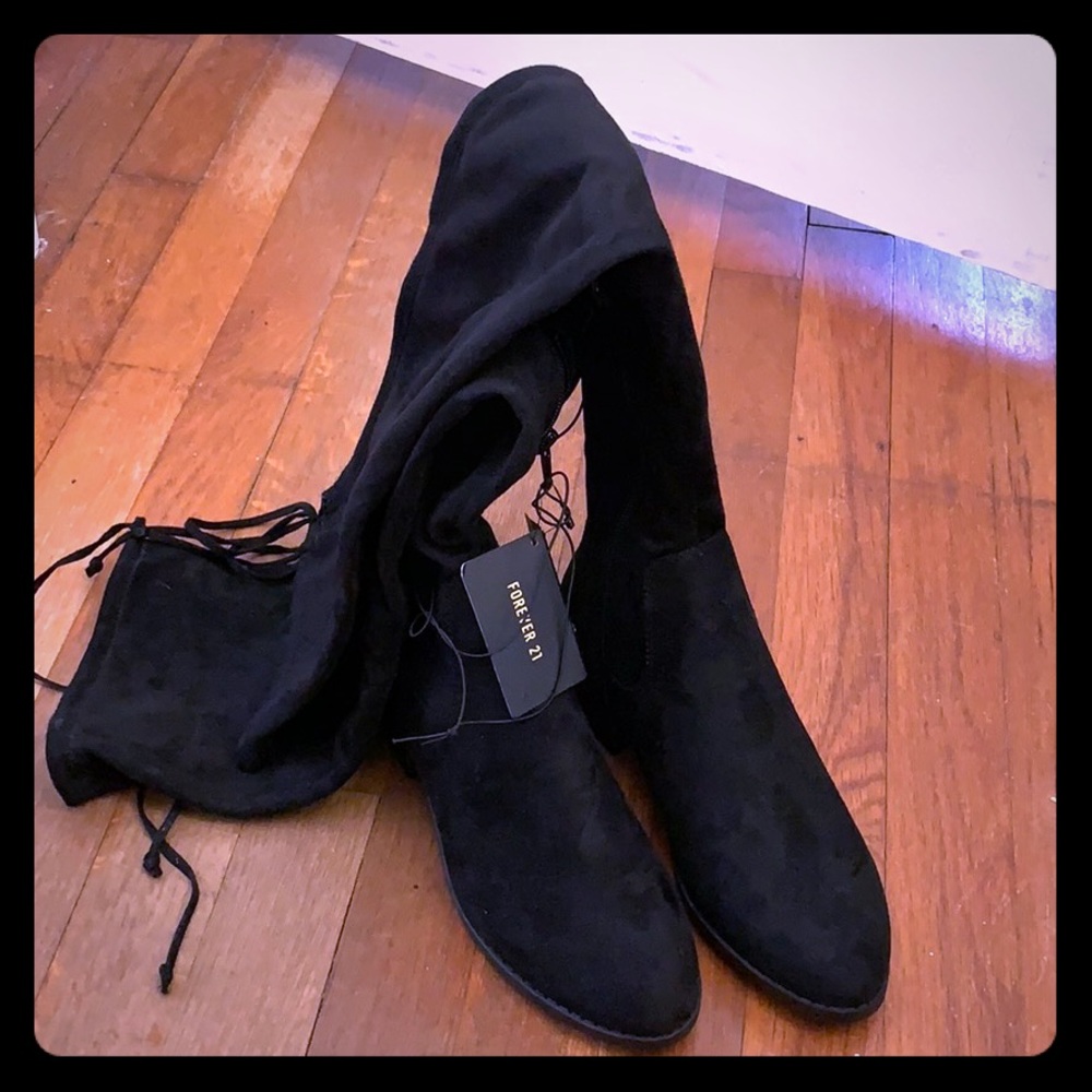 *FOREVER 21 black NWT over the knee suede boots 6*